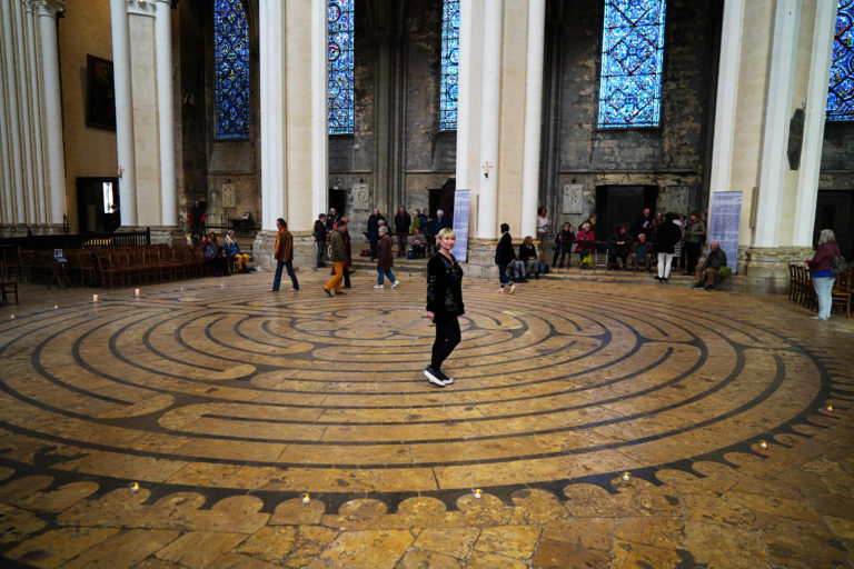 V Chartres labyrinth 2022